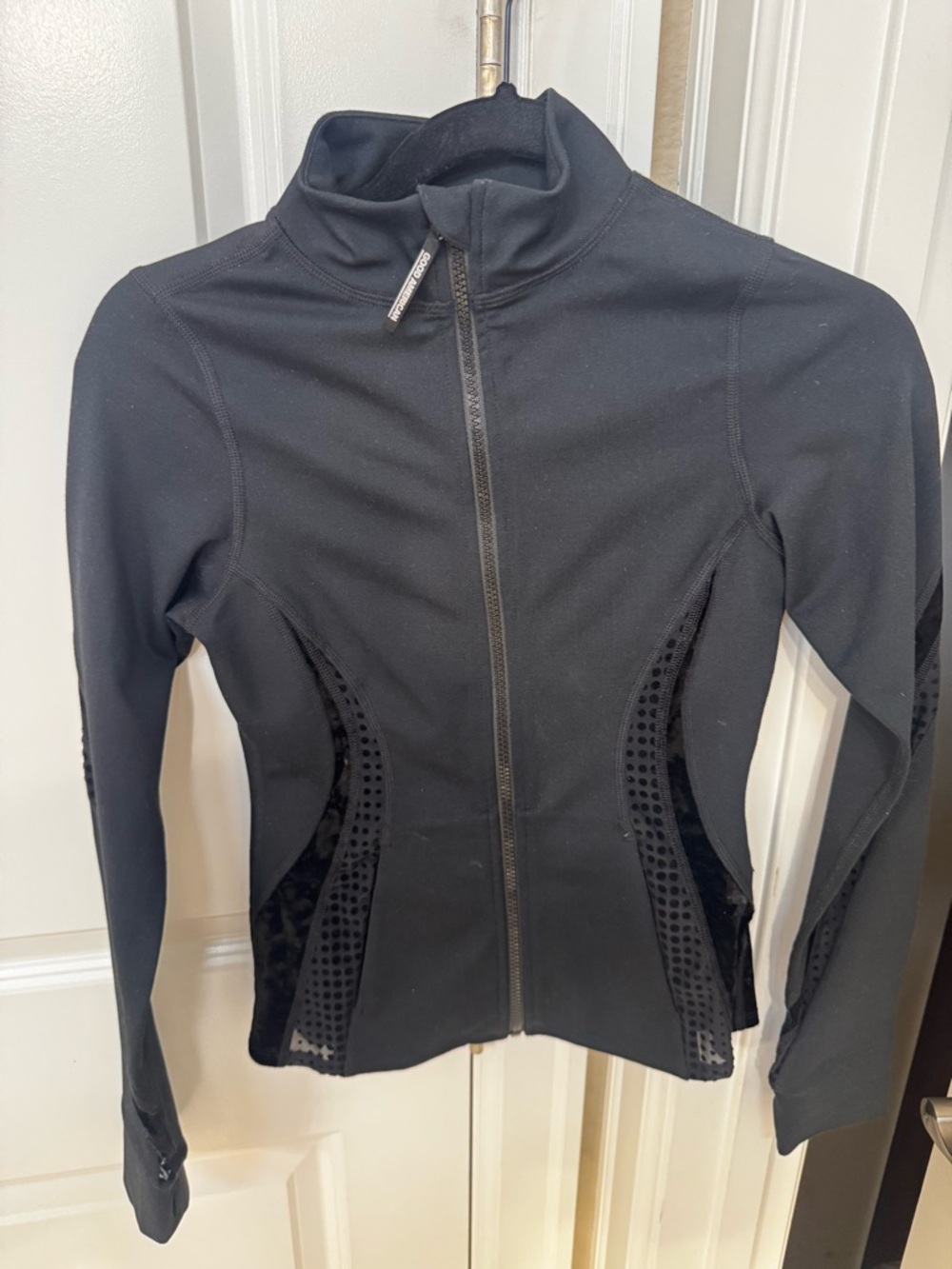 Good American Black Full-Zip Utility Jacket with Mesh Panels